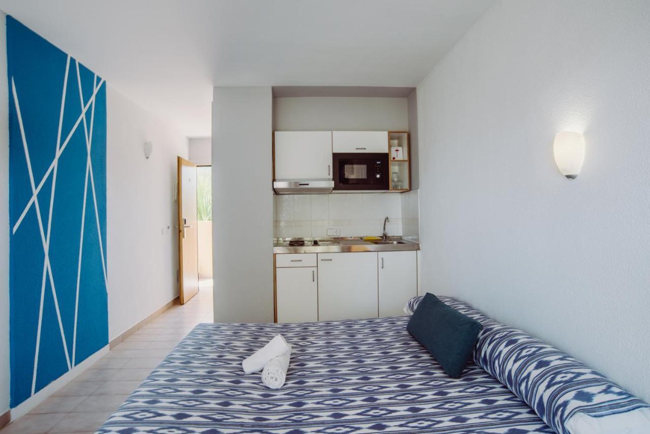 Alper Apartments Mallorca Palmanova Eksteriør bilde