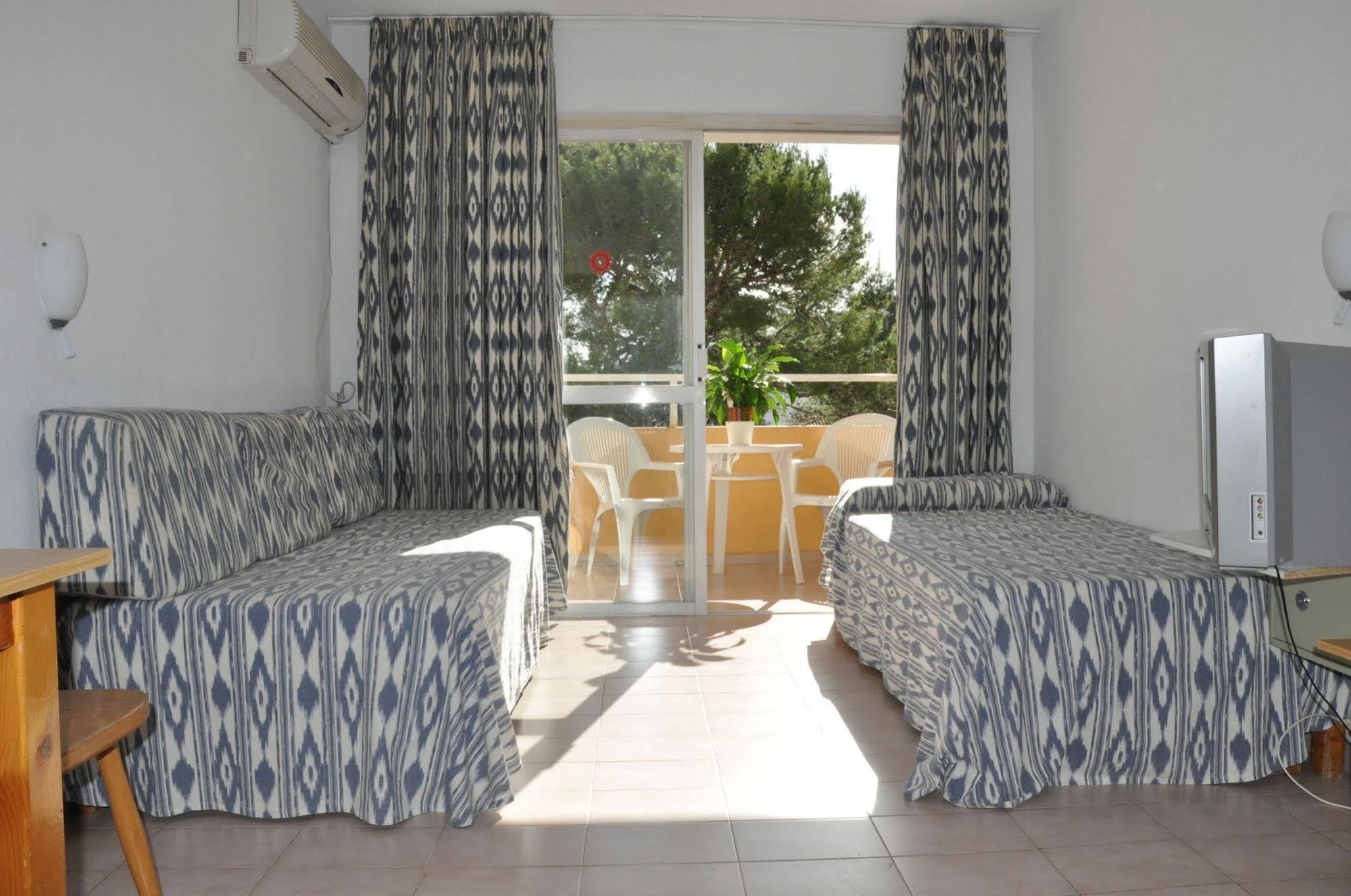 Alper Apartments Mallorca Palmanova Eksteriør bilde